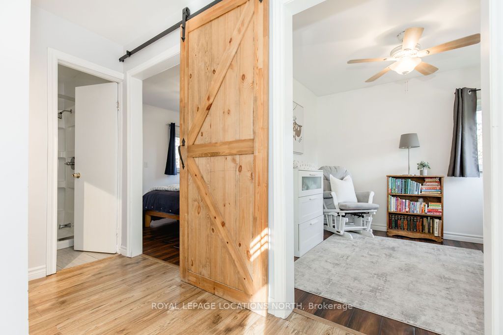 10 Oak St