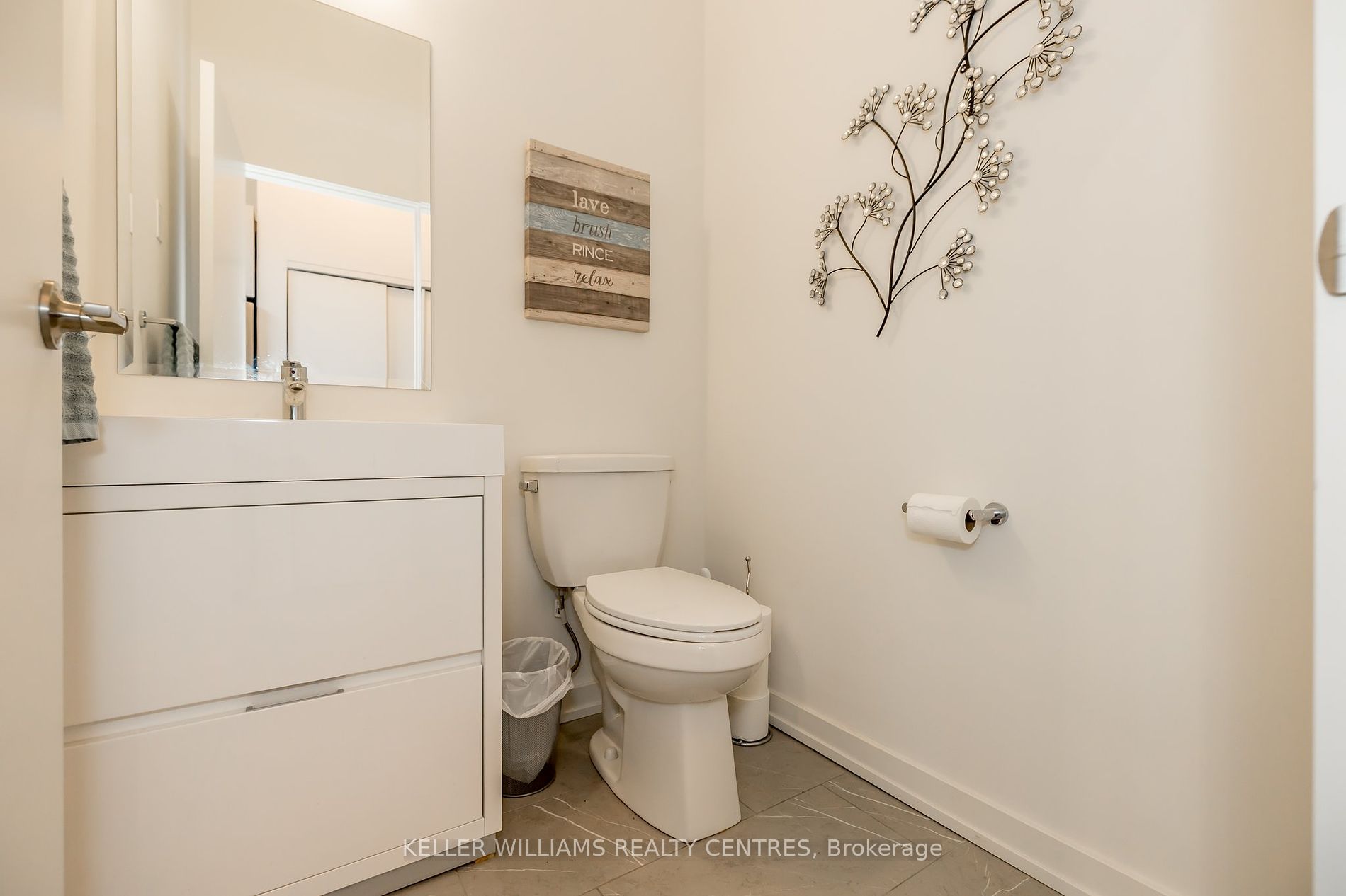 21 Matchedash St S, #103