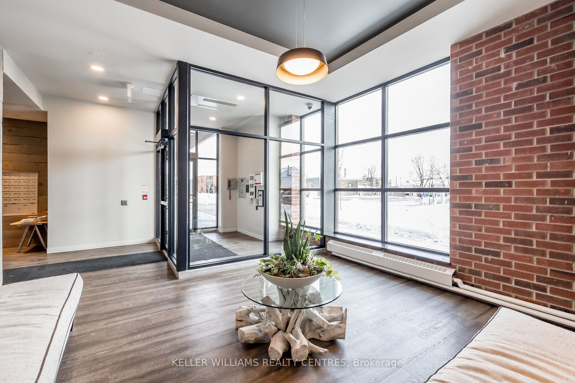21 Matchedash St S, #103