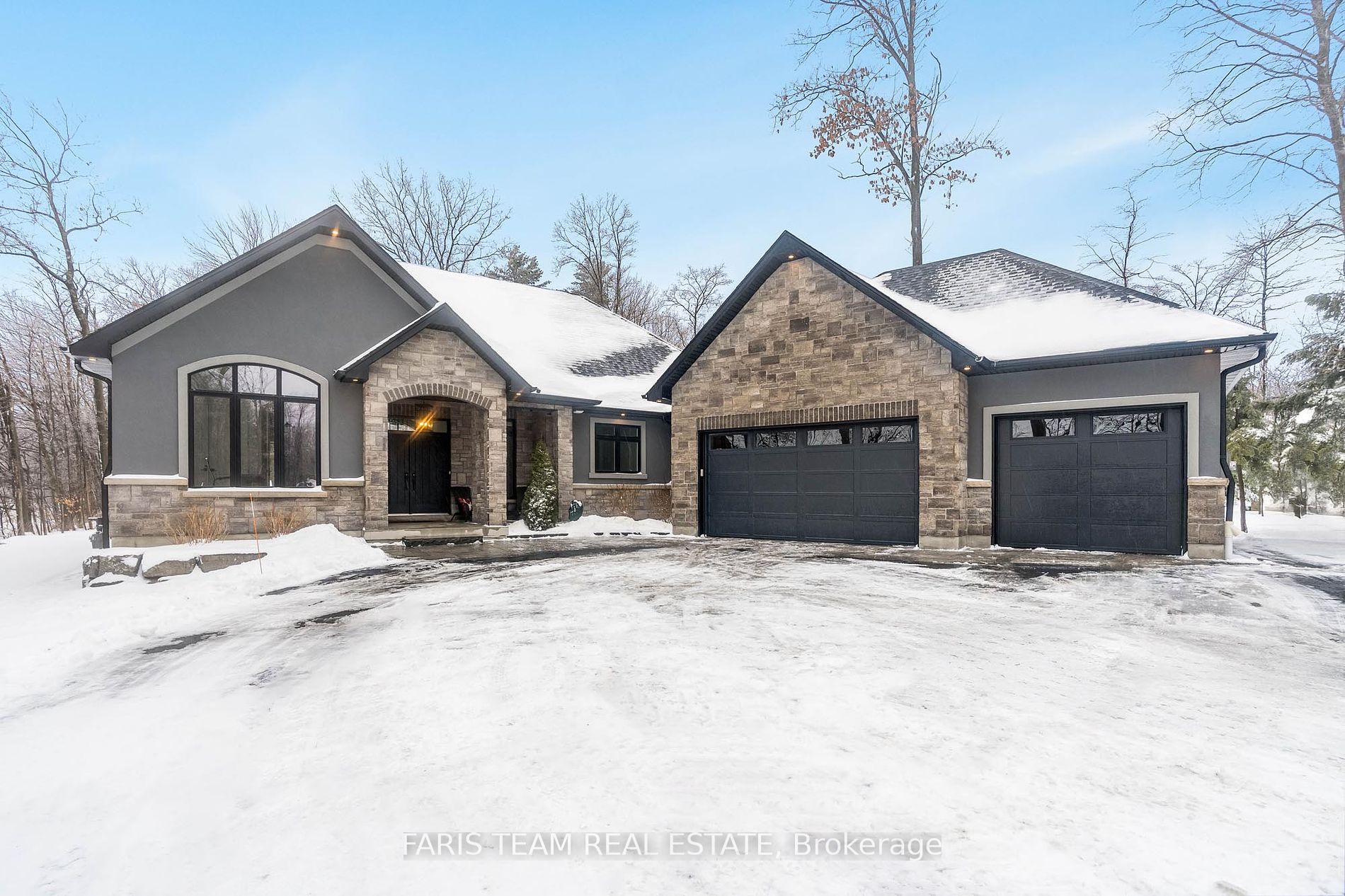 21 Boothby Crescent