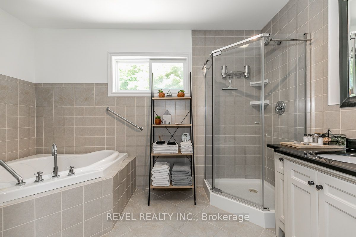 2440 Champlain Road