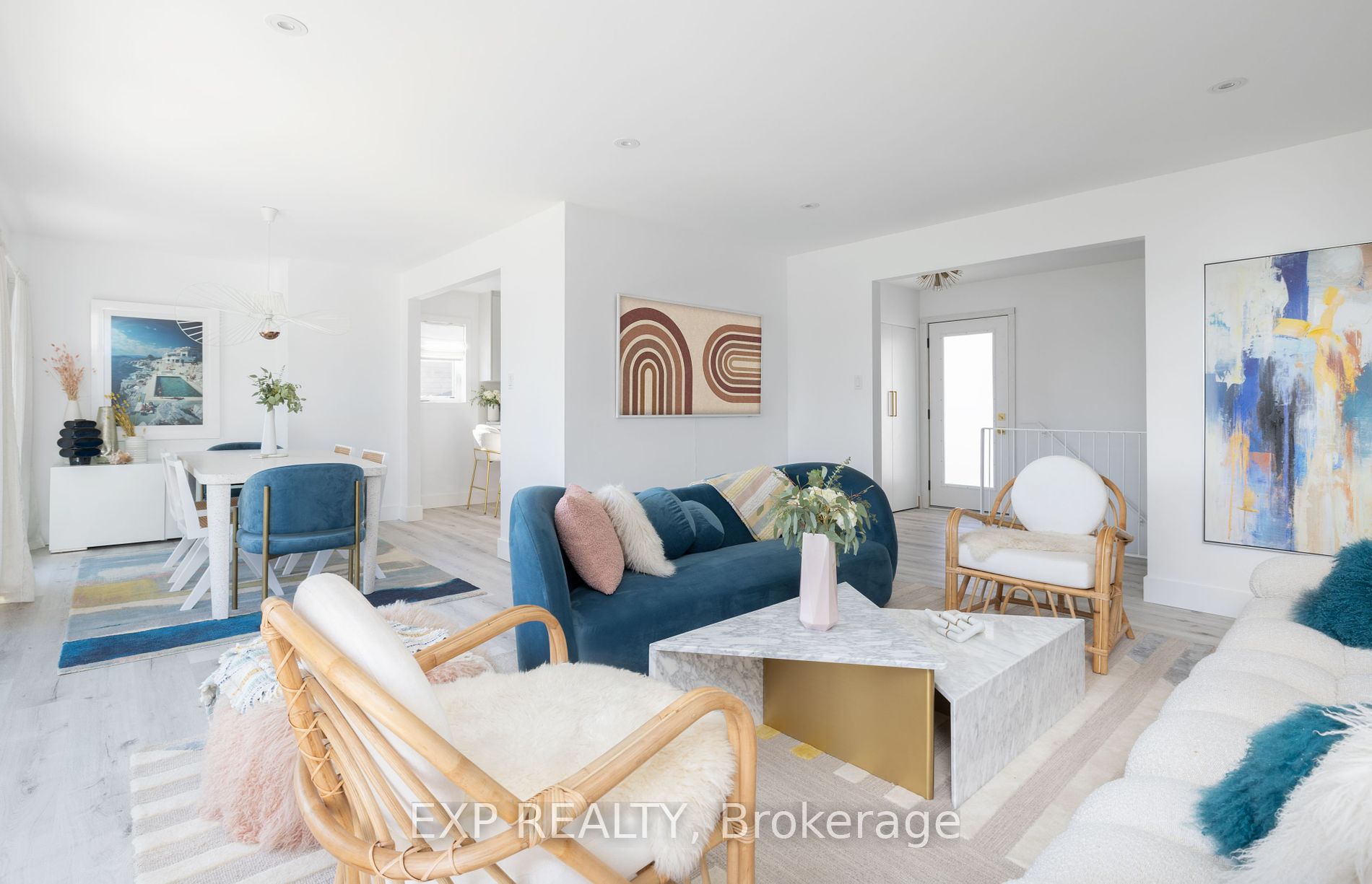 363 Macisaac Dr