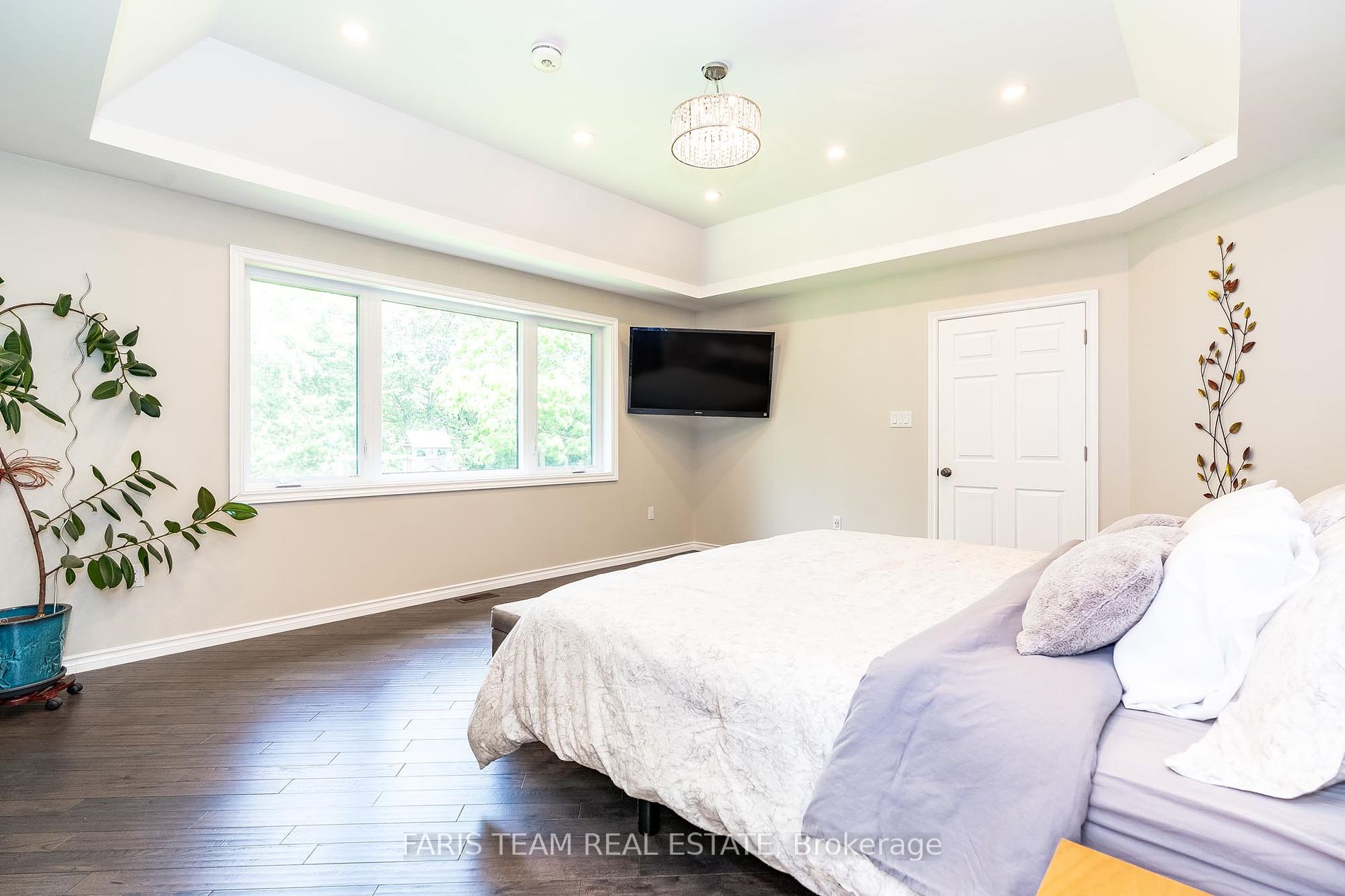 105 Bayview Dr