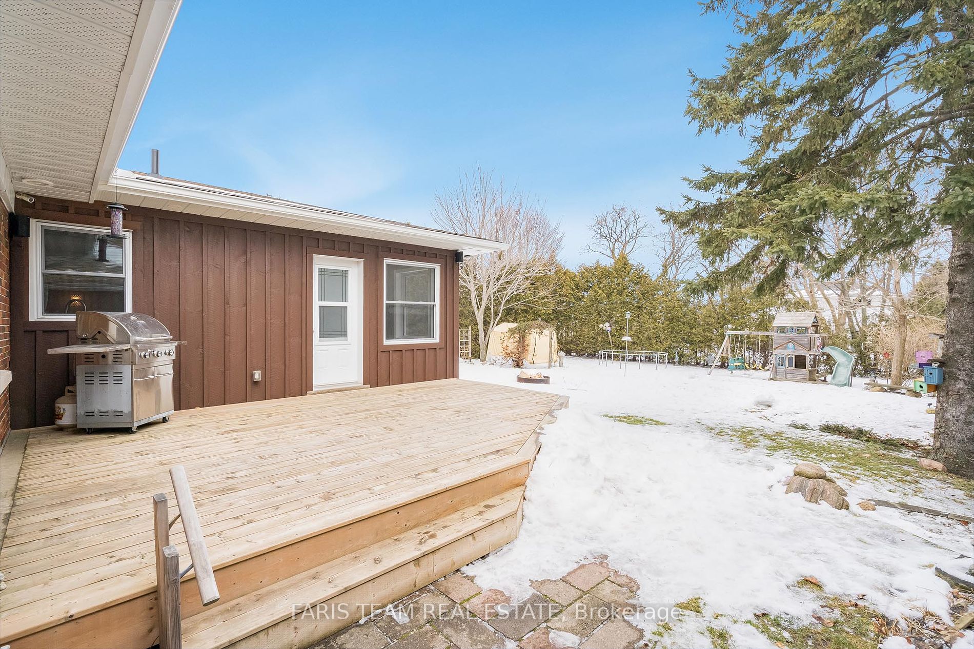 105 Bayview Dr