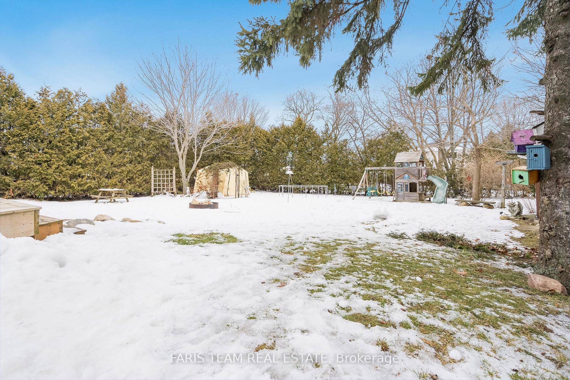105 Bayview Dr