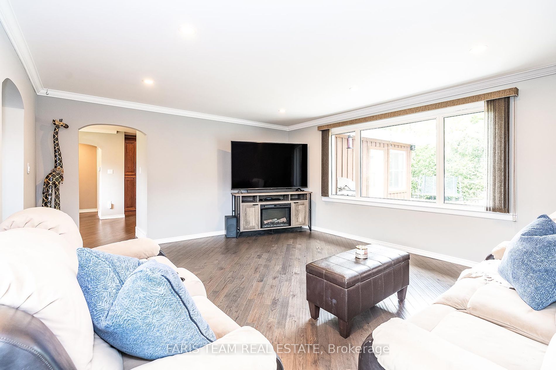 105 Bayview Dr