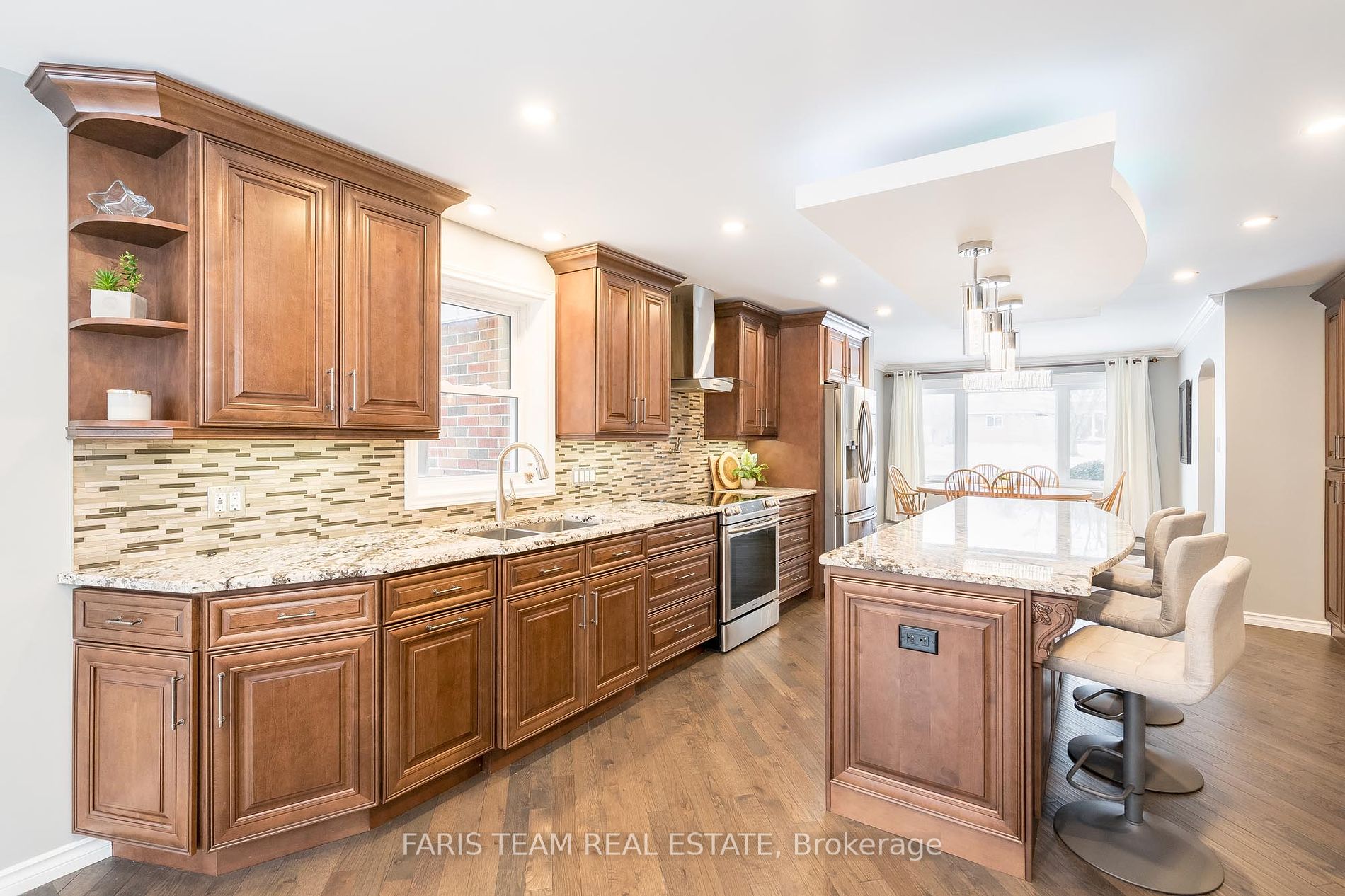 105 Bayview Dr