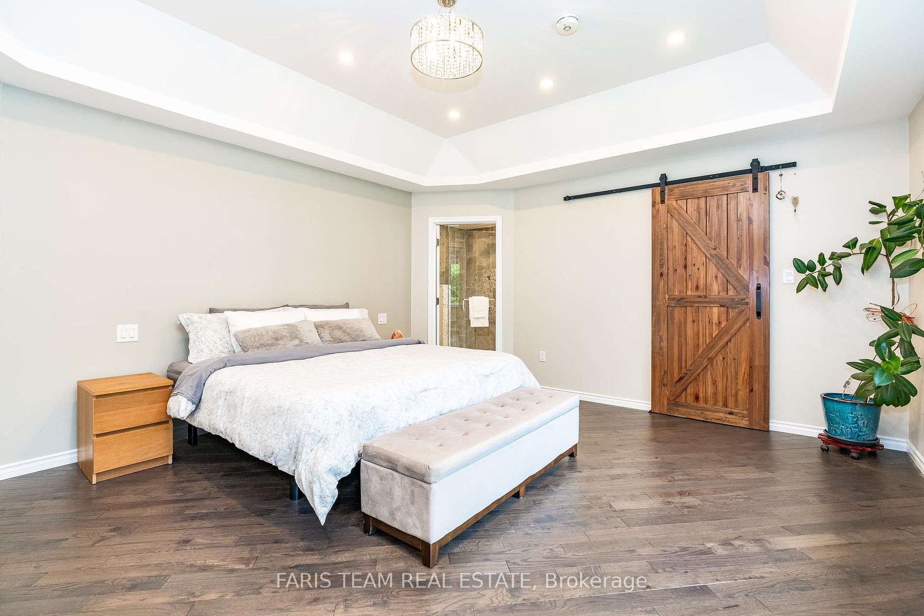 105 Bayview Dr