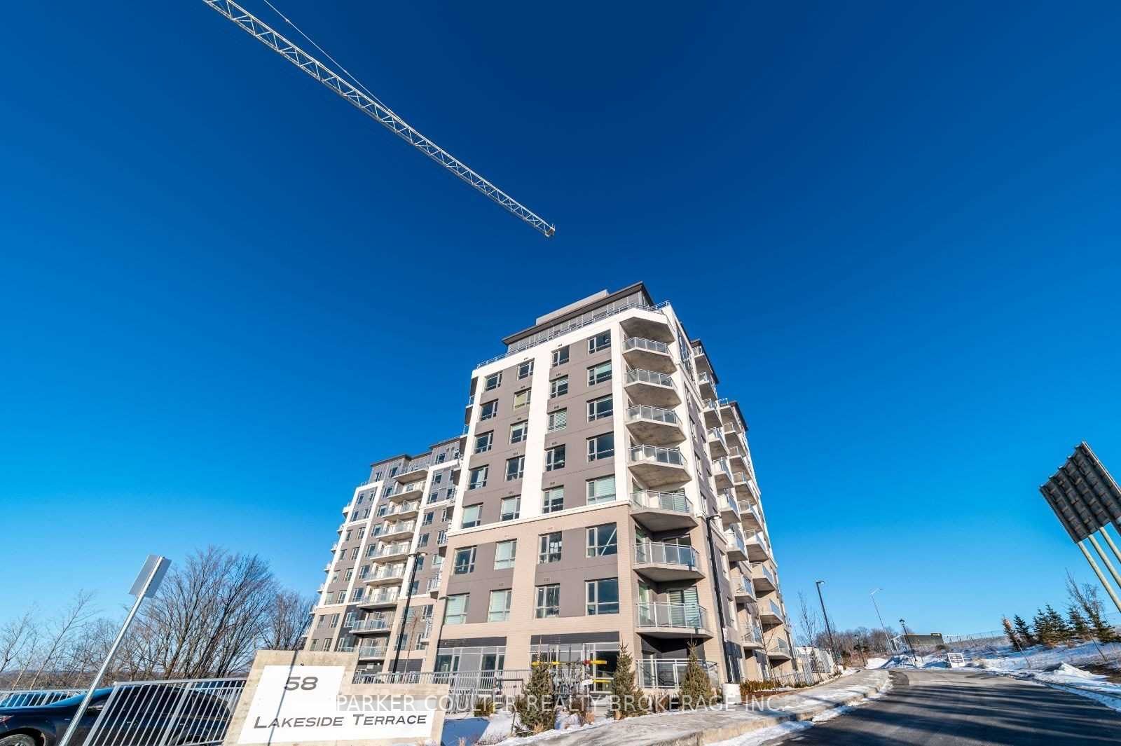 58 Lakeside Terrace, #215