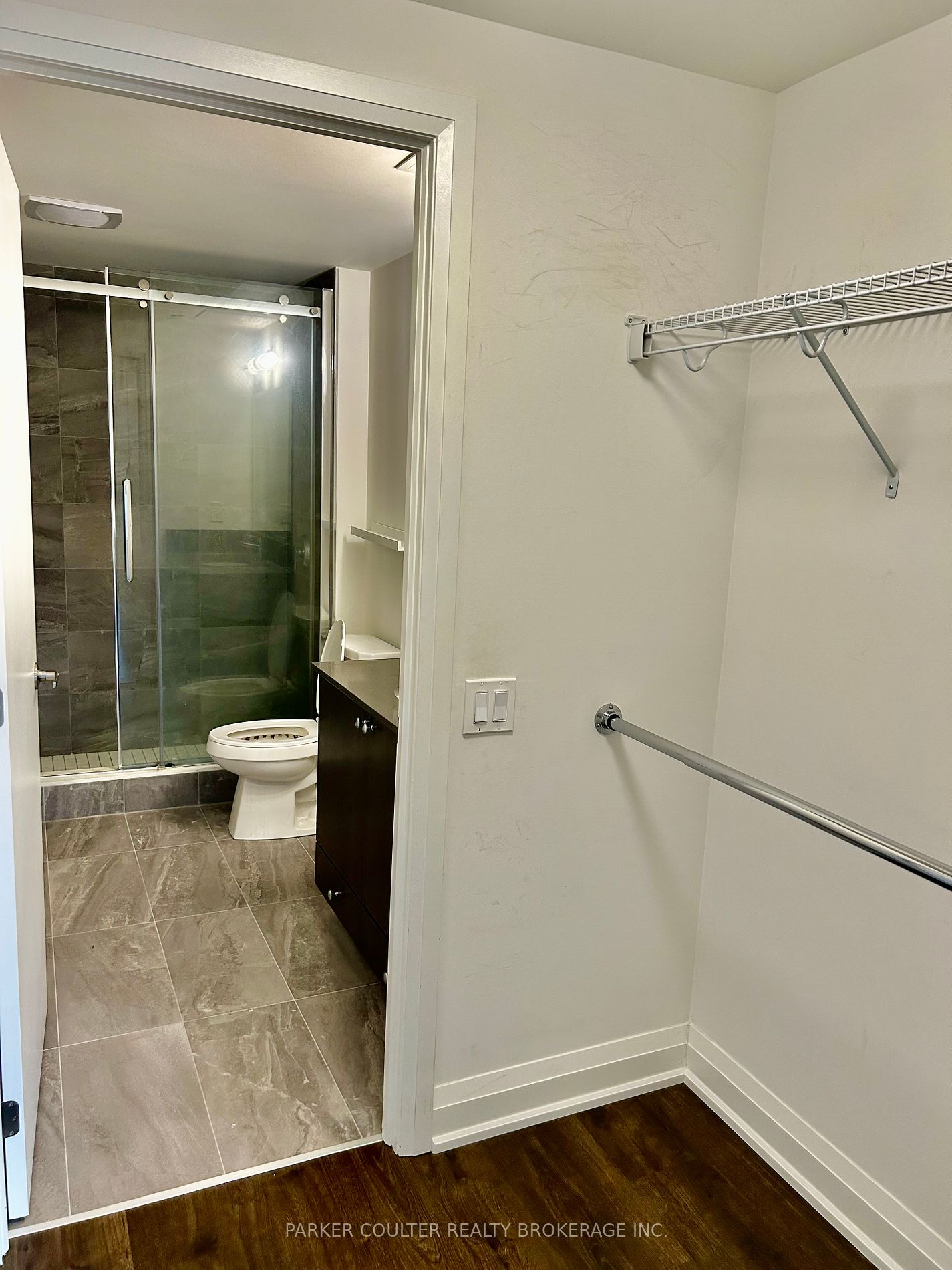 58 Lakeside Terrace, #215