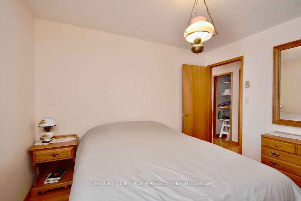 6376 Rama Road W