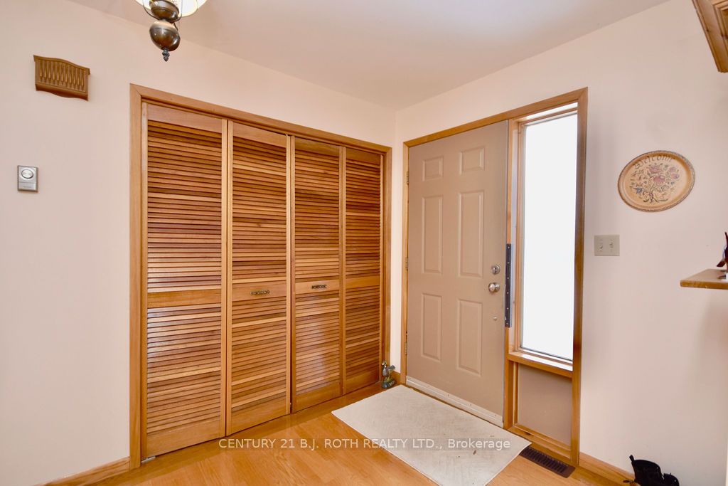 6376 Rama Road W
