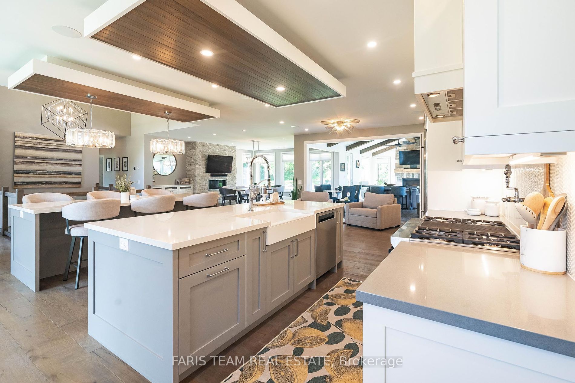12 Sutton Heights