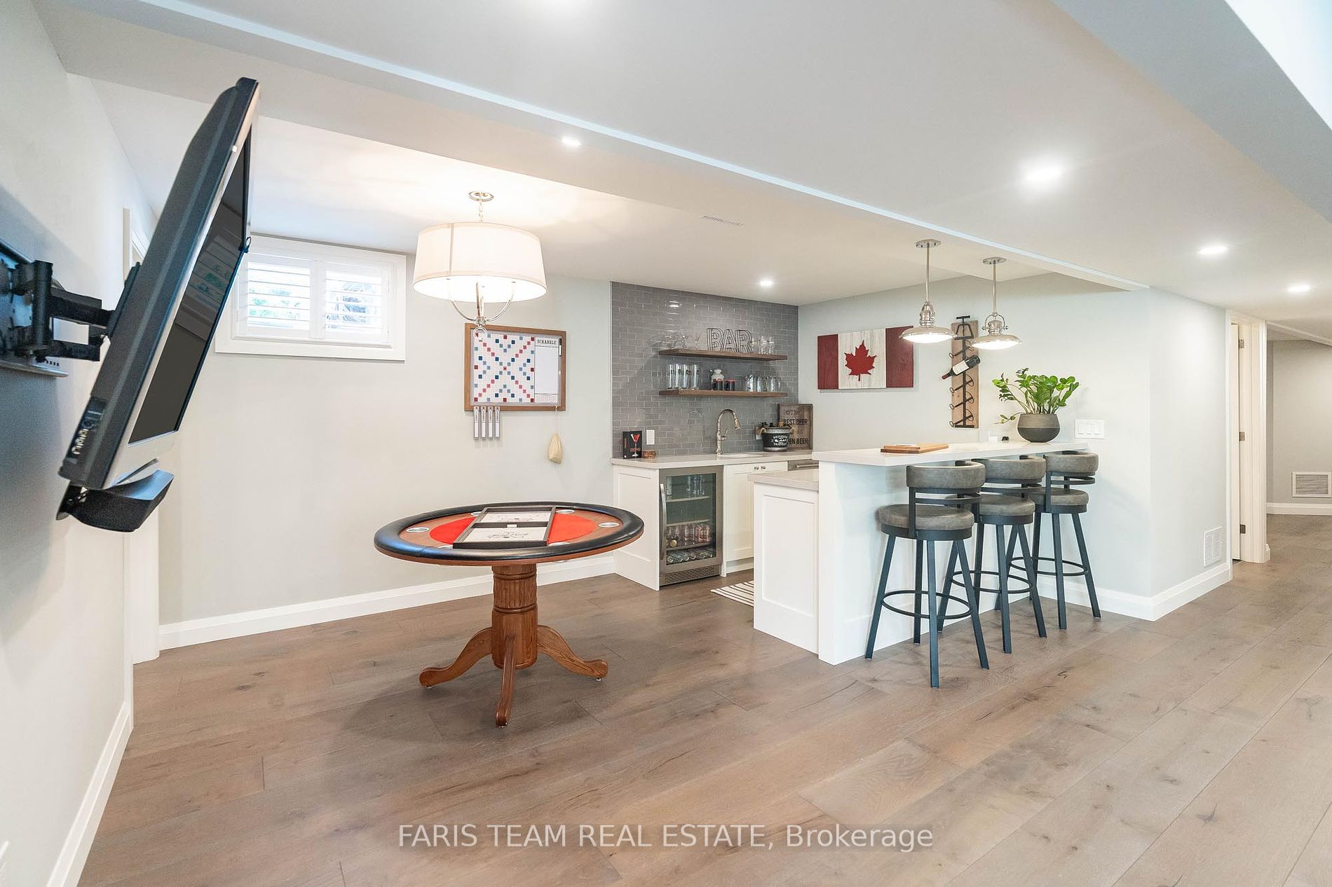 12 Sutton Heights