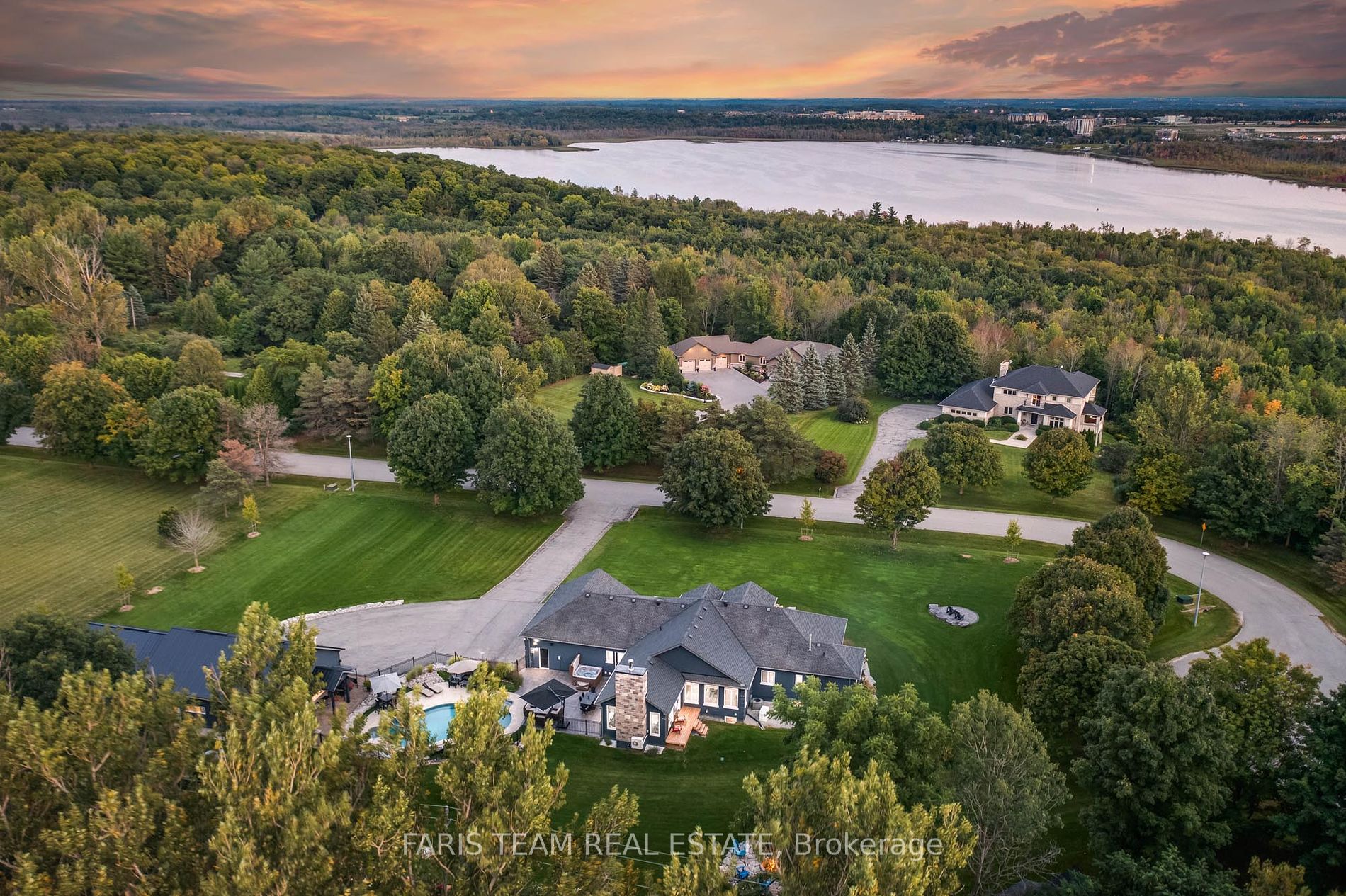 12 Sutton Heights