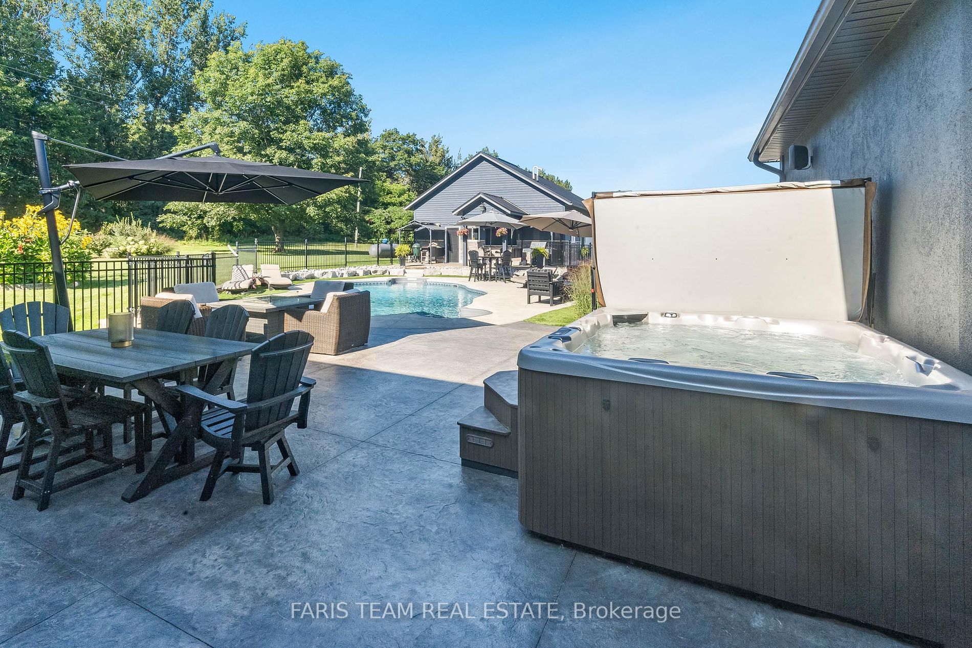 12 Sutton Heights