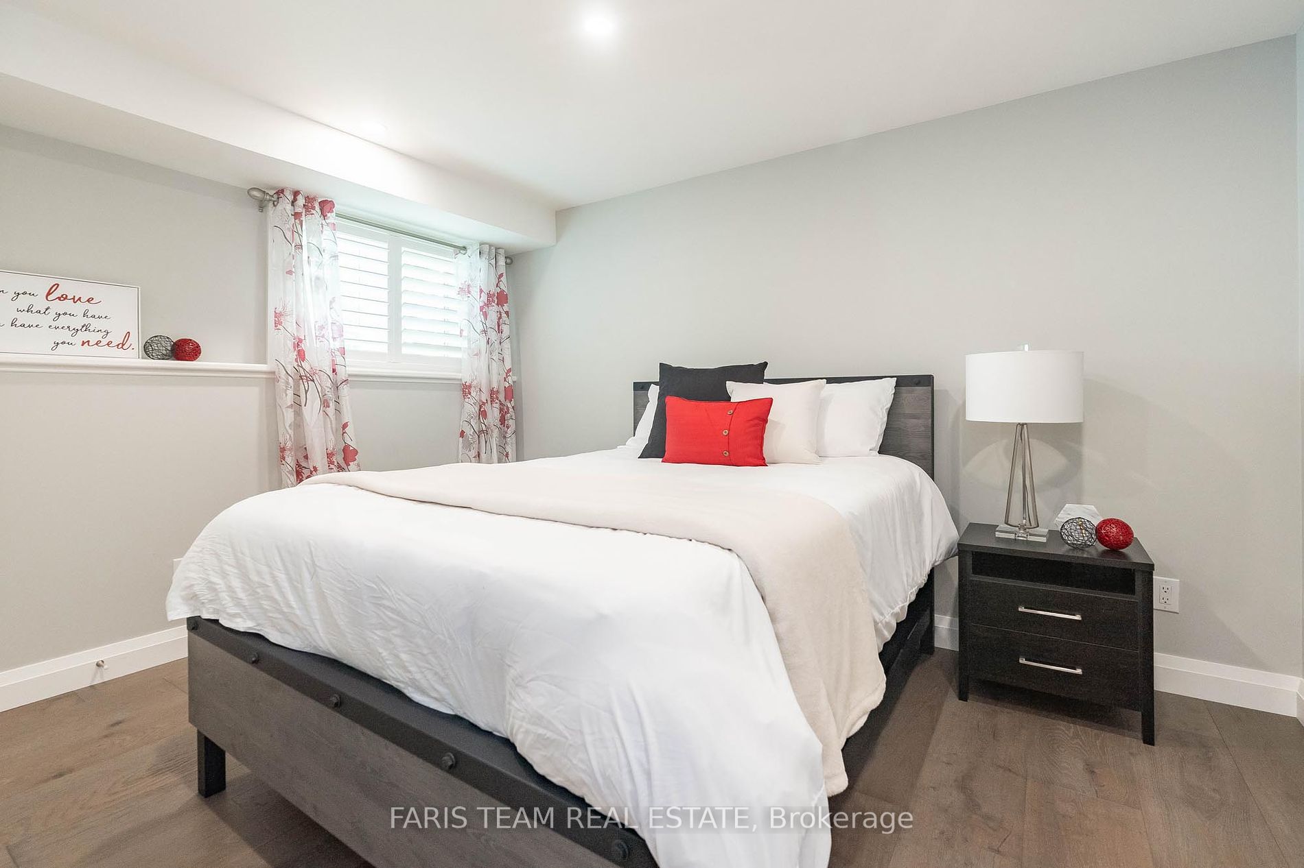 12 Sutton Heights