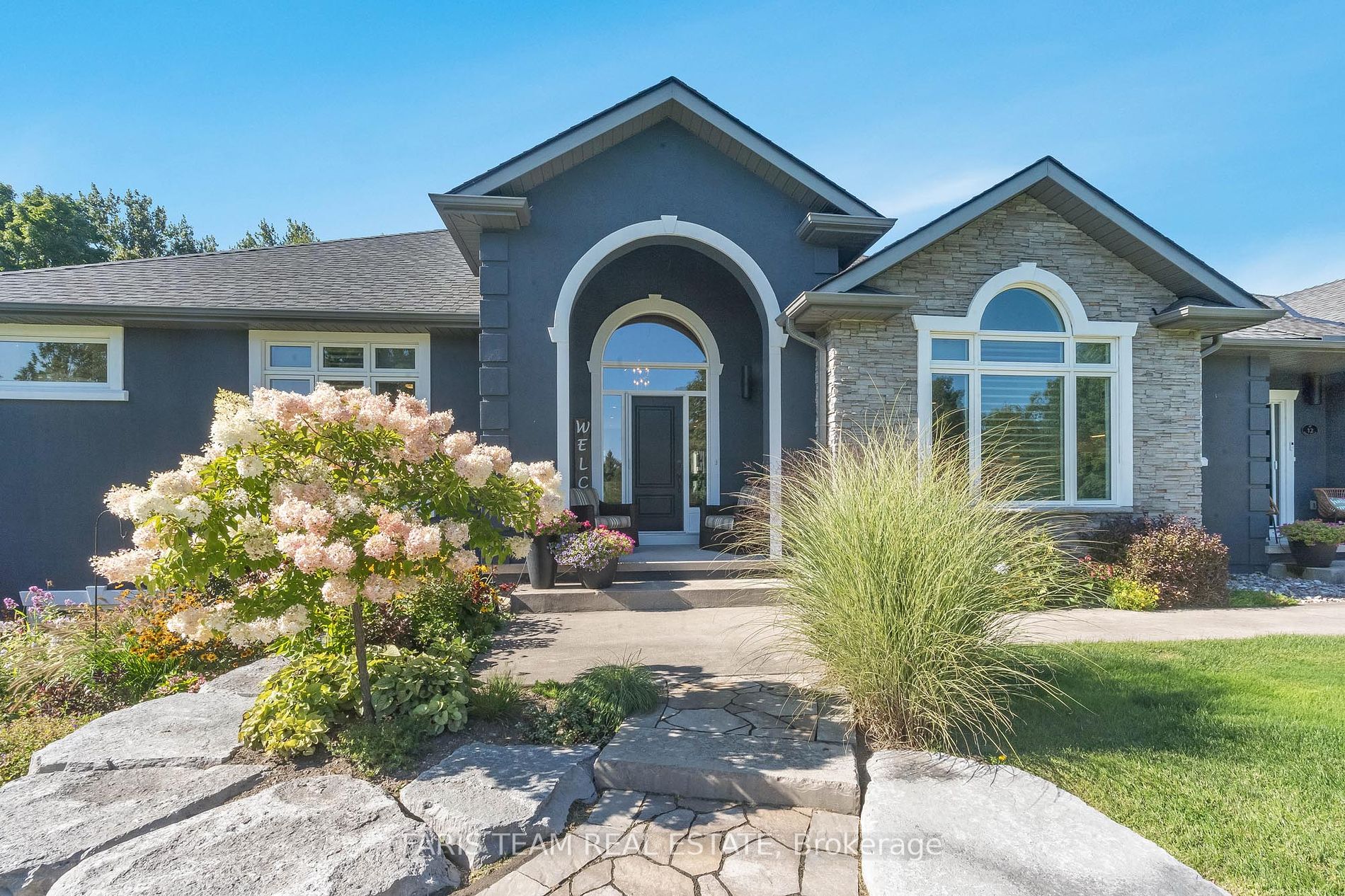 12 Sutton Heights