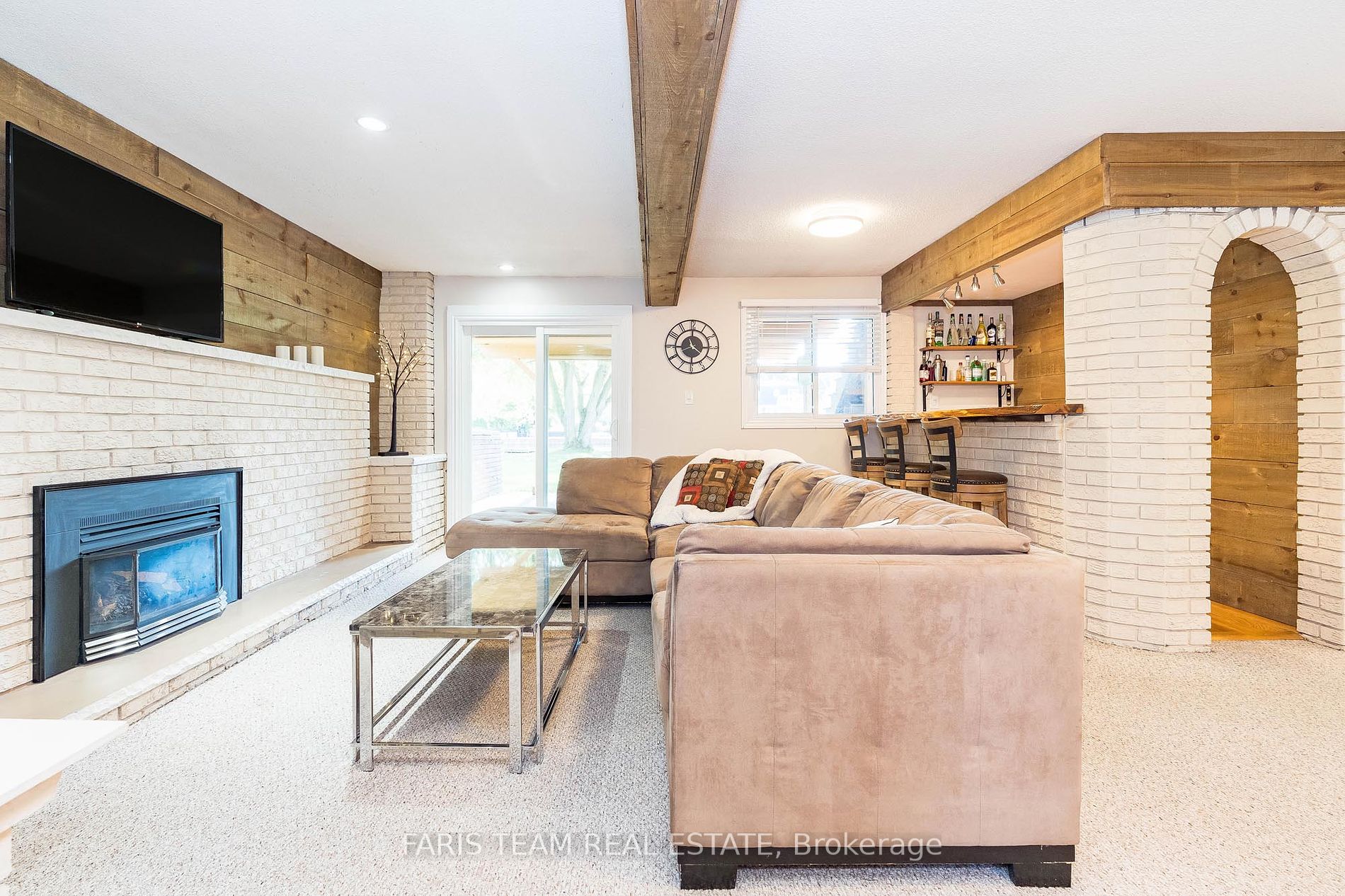 425 Dale Drive