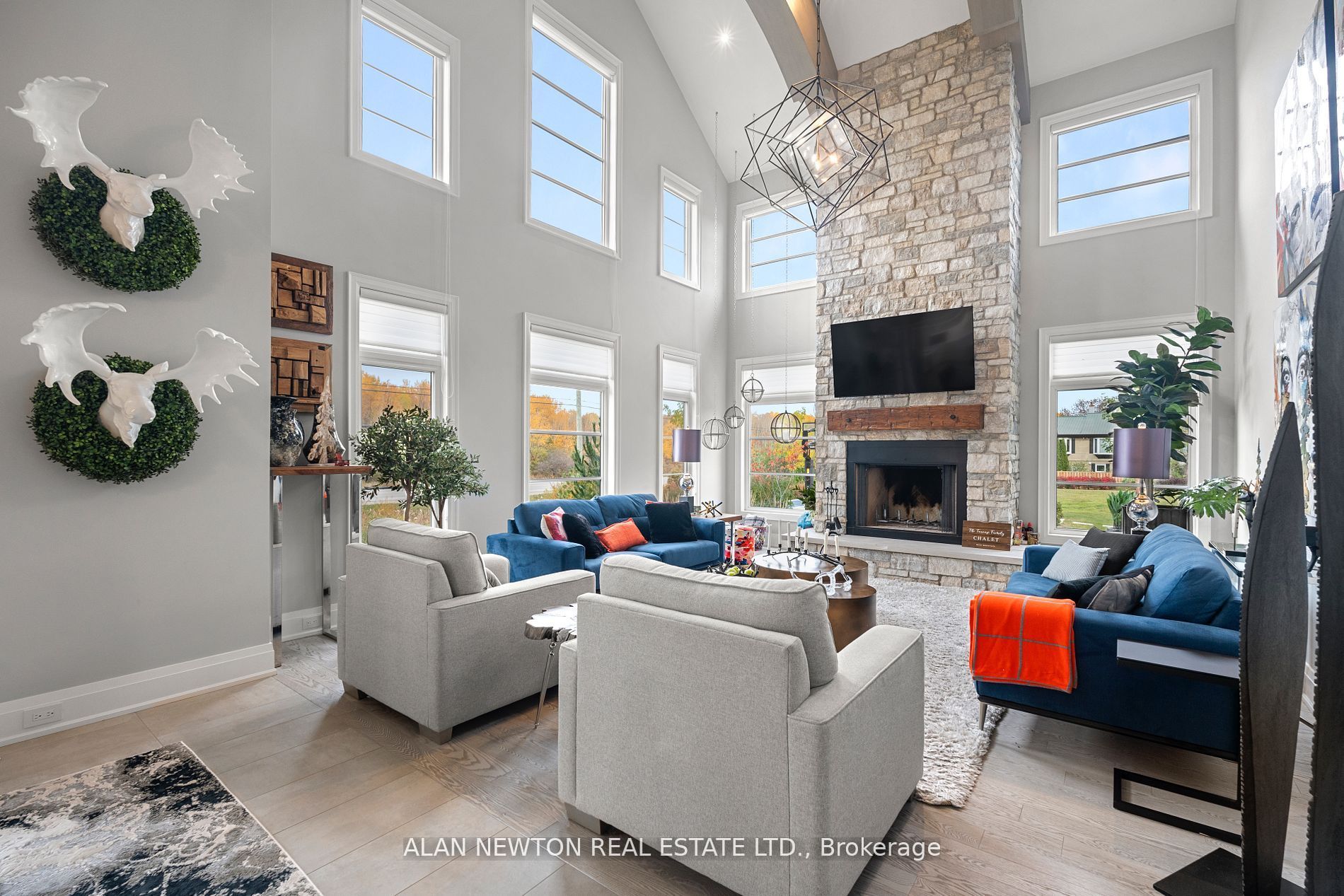 16 Windrose Valley Blvd