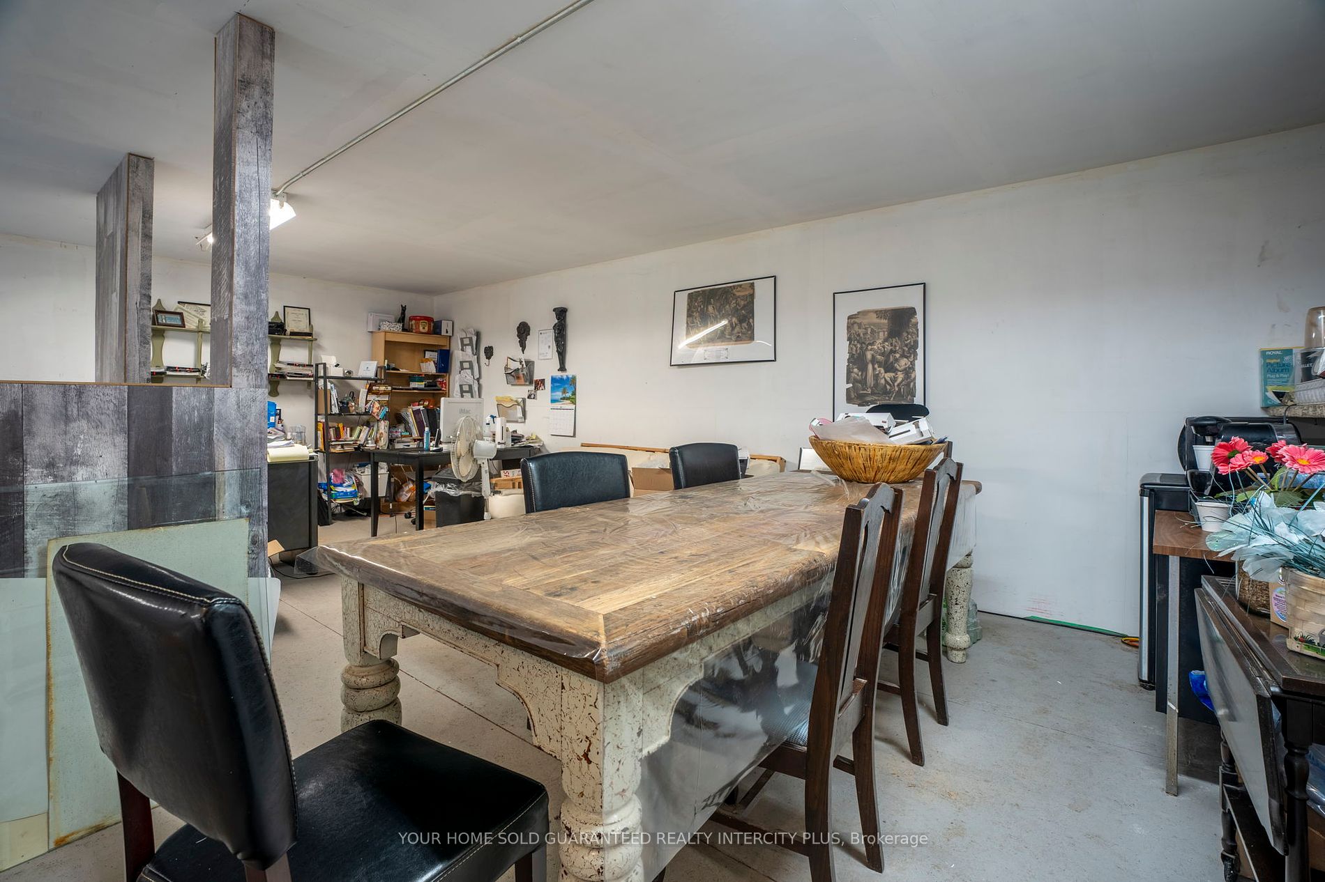 951 Penetanguishene Rd