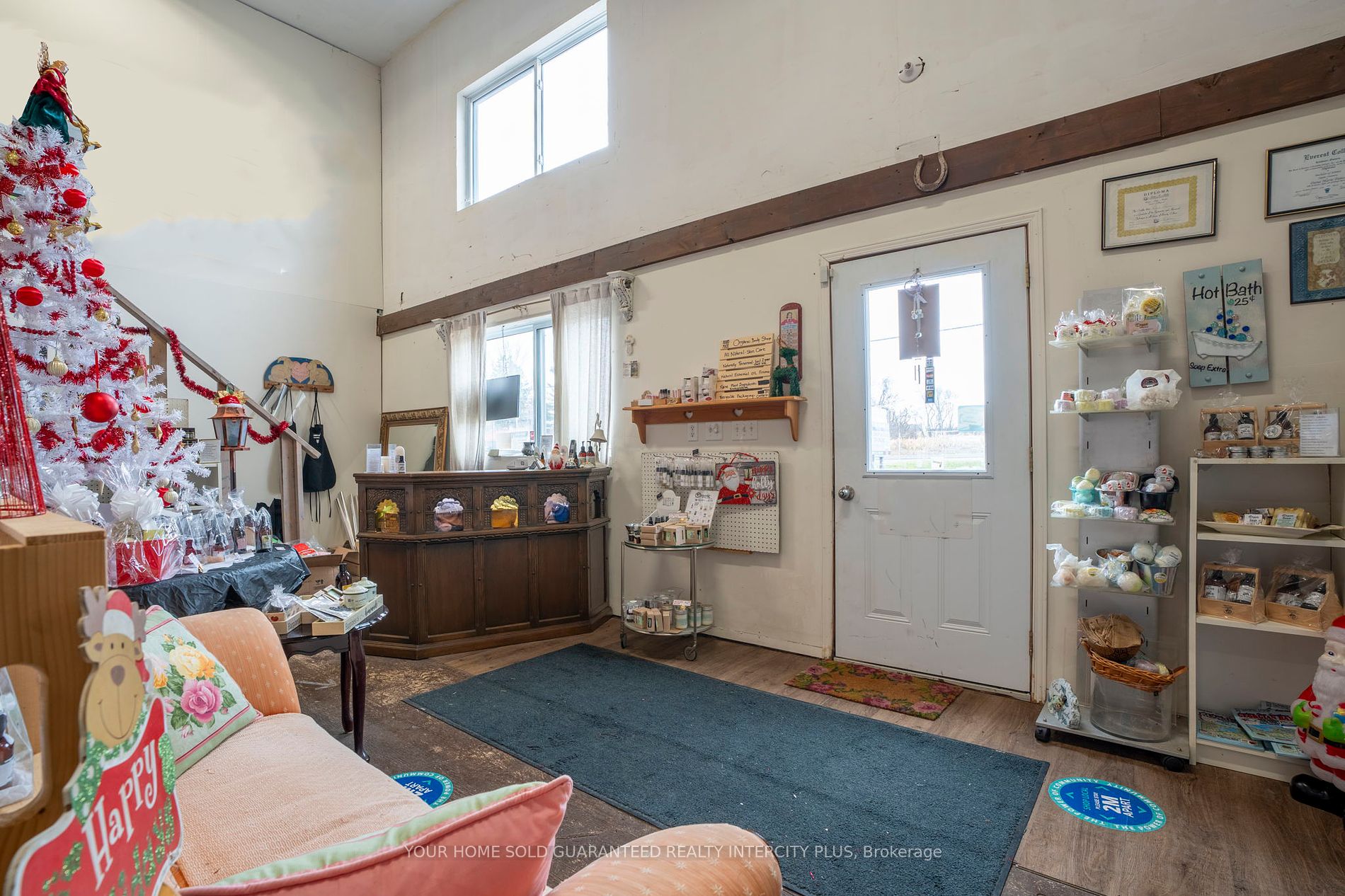 951 Penetanguishene Rd