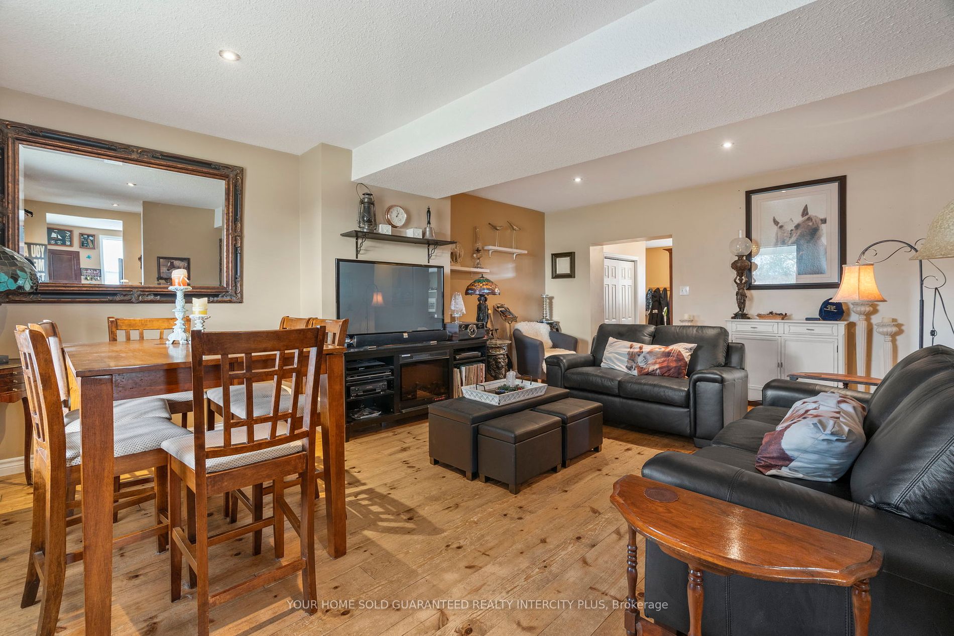 951 Penetanguishene Rd