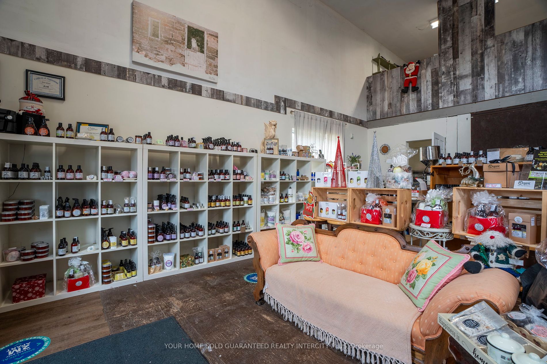 951 Penetanguishene Rd