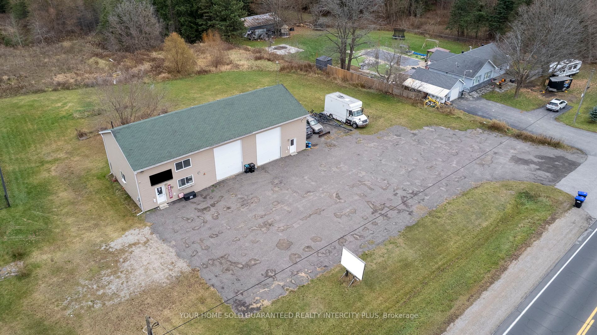 951 Penetanguishene Rd