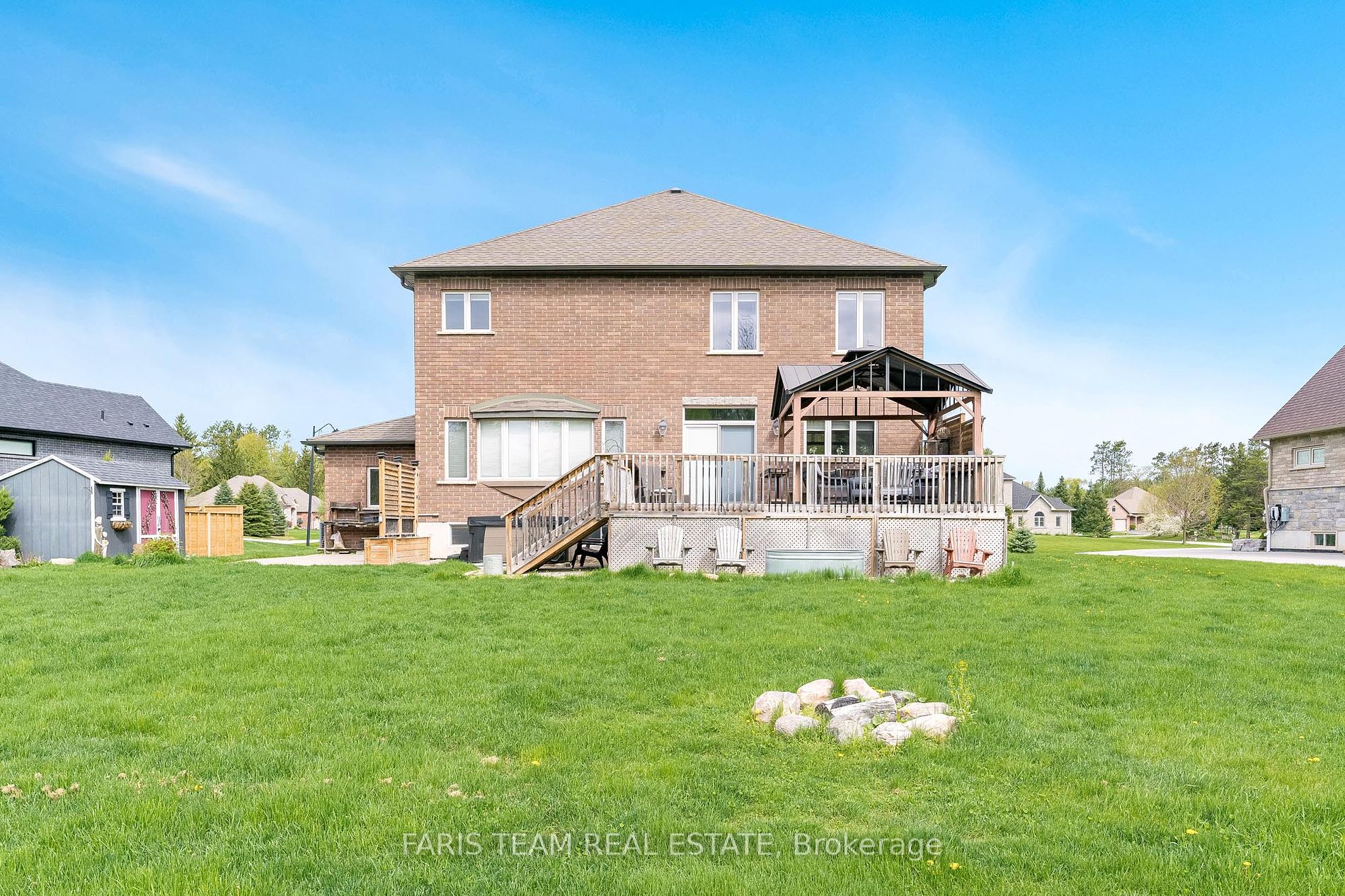 41 Heatherwood Dr