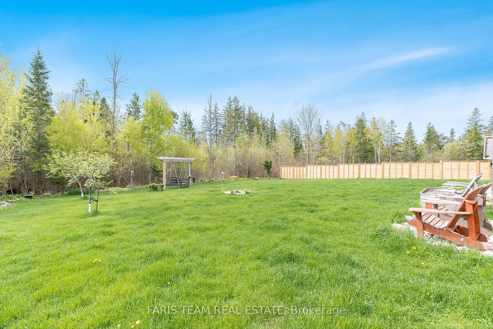 41 Heatherwood Dr