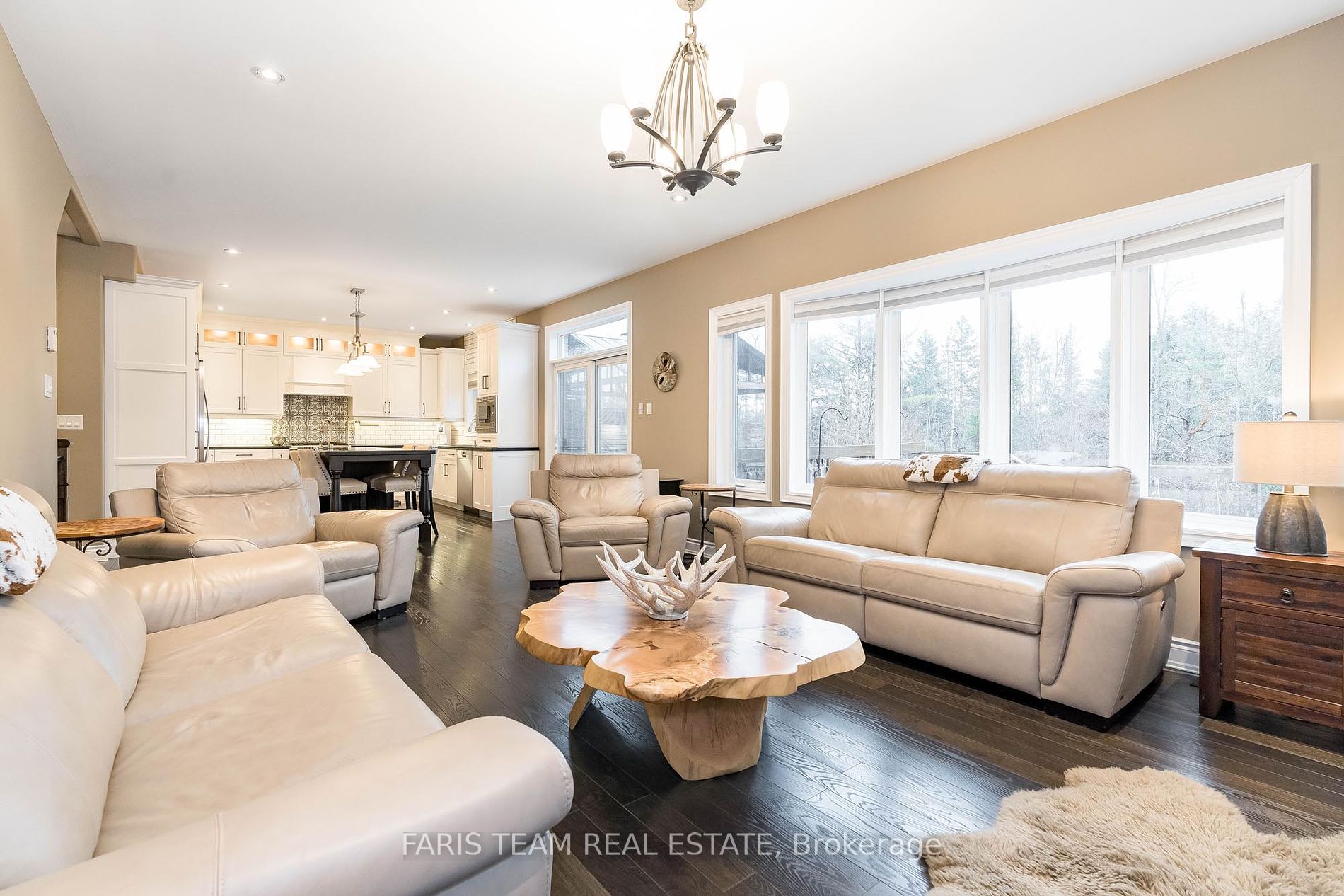 41 Heatherwood Dr
