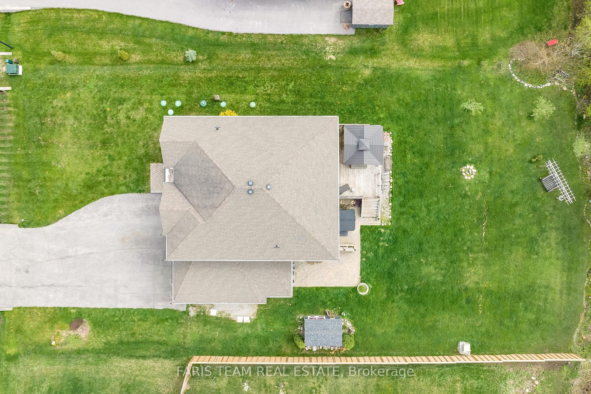 41 Heatherwood Dr