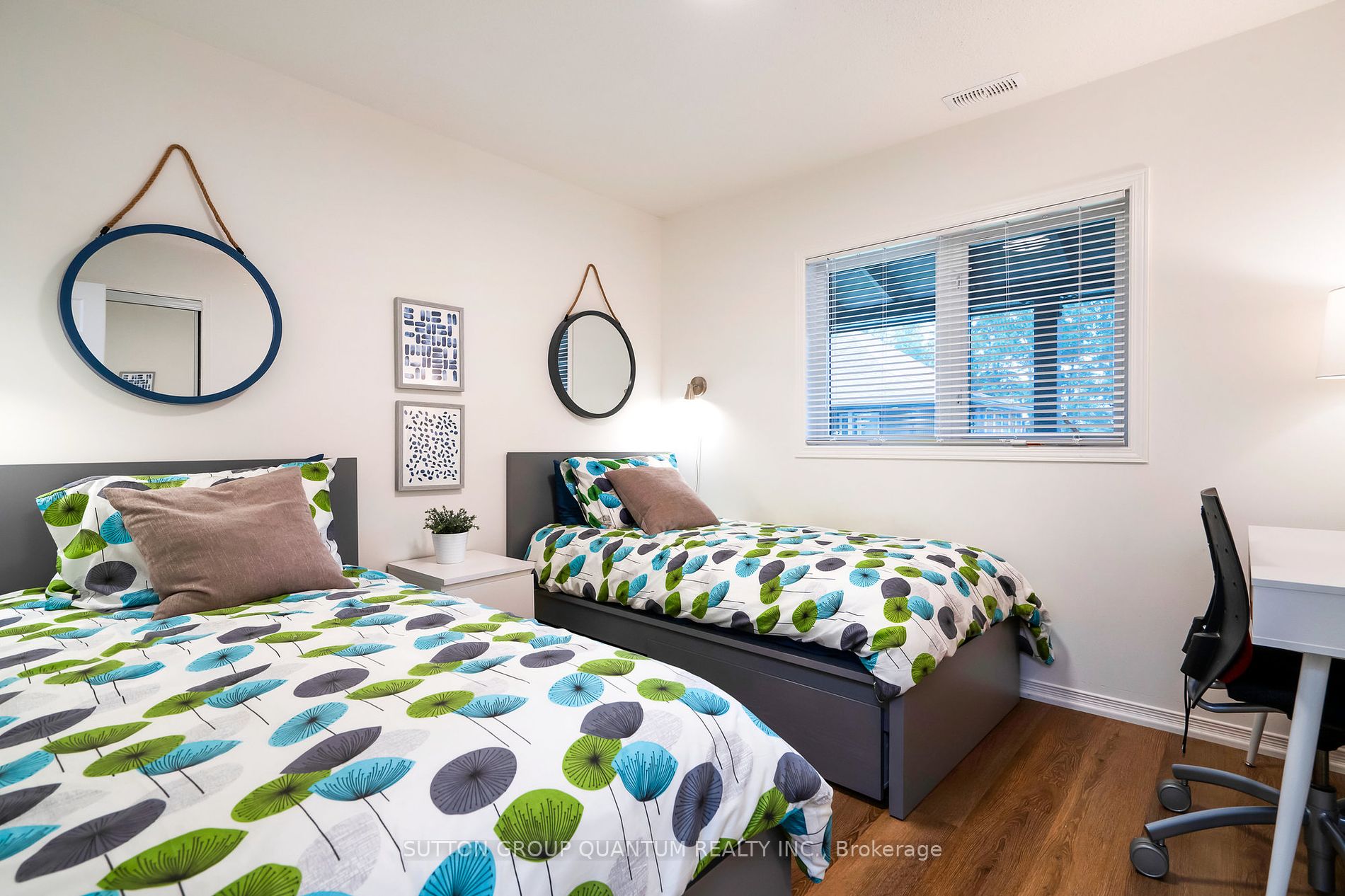 336 Mariners Way, #7