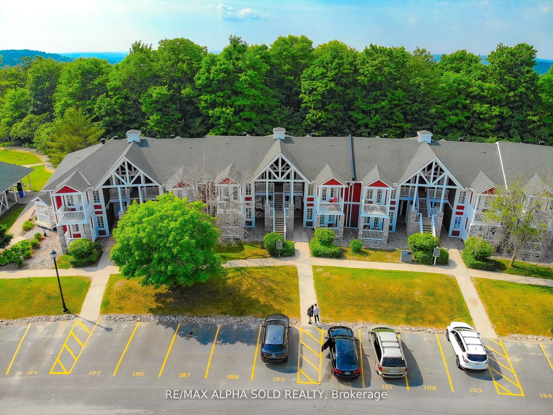 90 Highland Dr, #2266/67