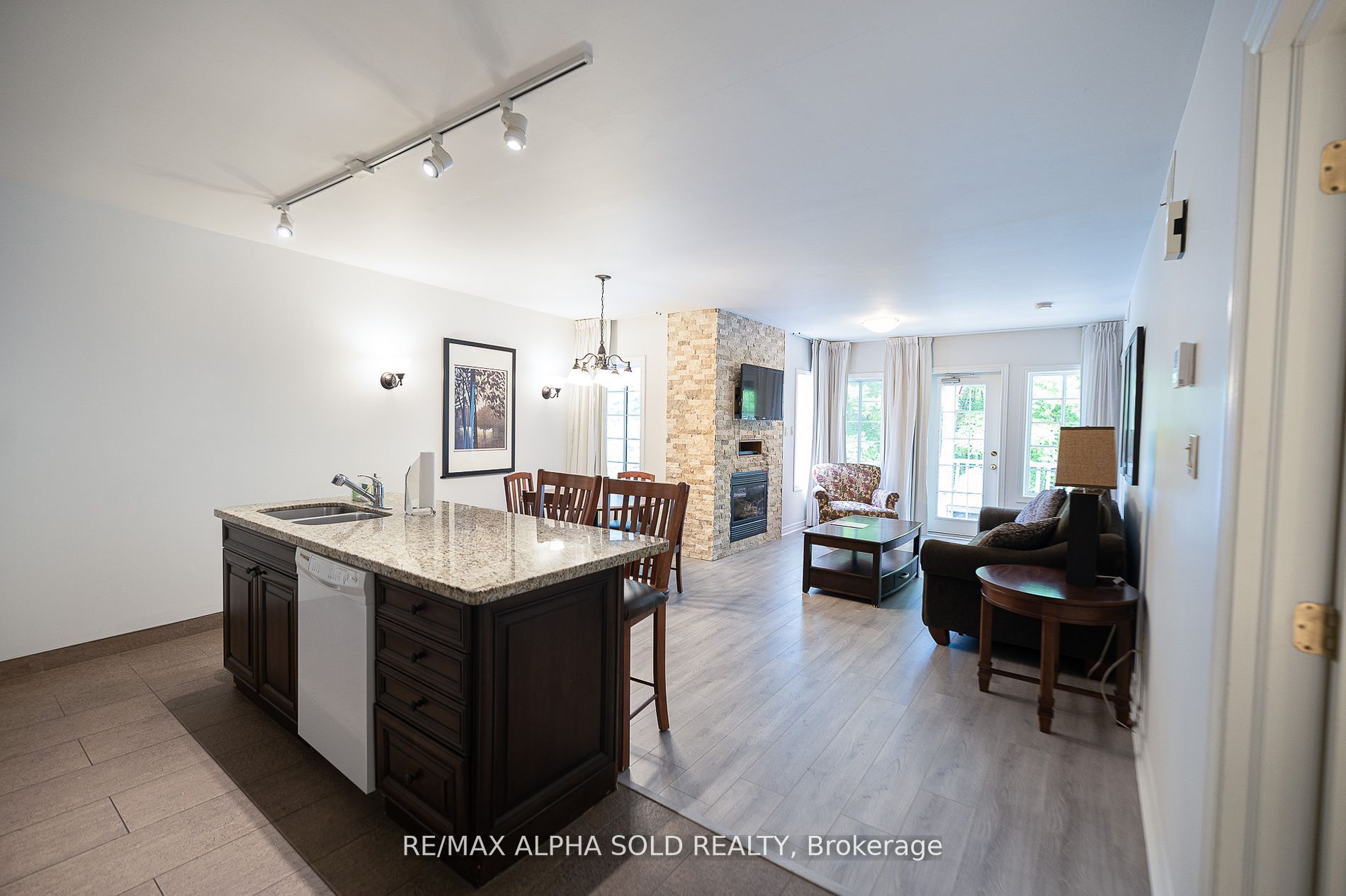 90 Highland Dr, #2266/67