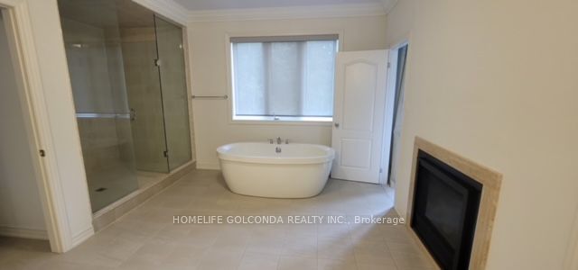 49 Redmond Cres