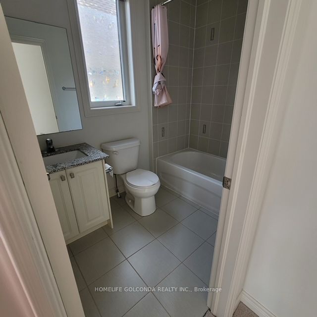 49 Redmond Cres