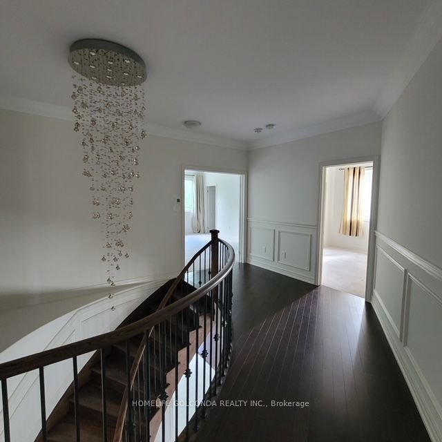49 Redmond Cres