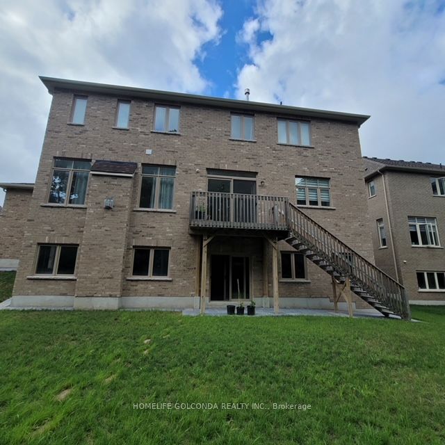 49 Redmond Cres