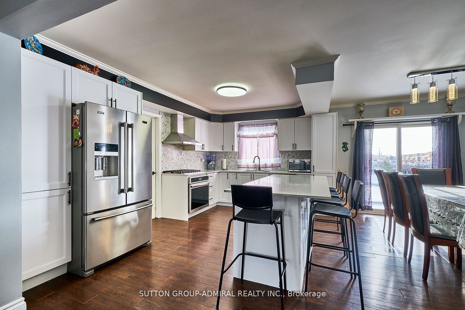 20 Wasaga Sands Drive