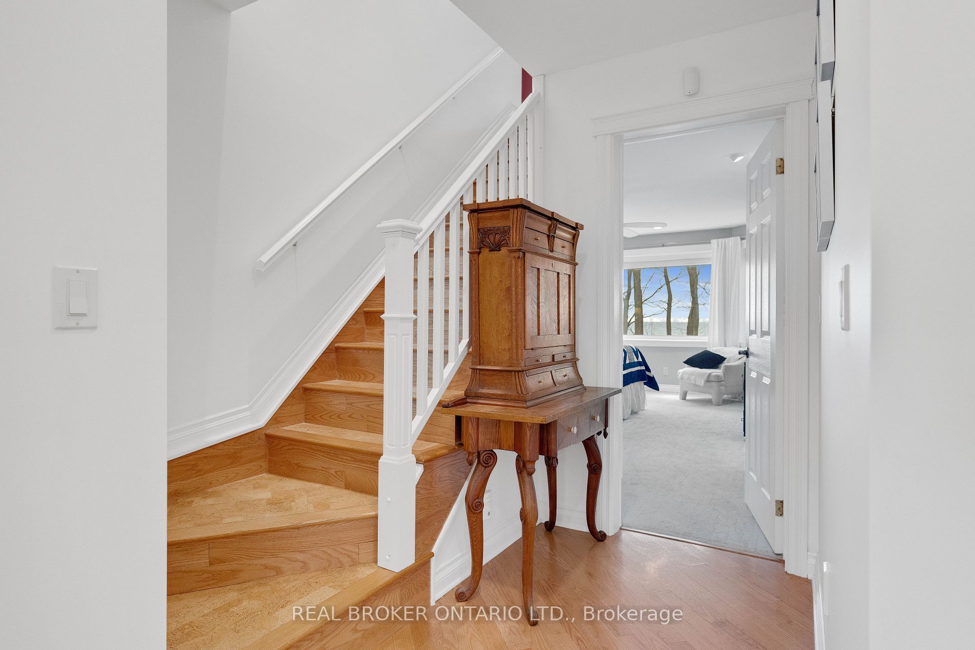 20 Tiny Beaches Road N