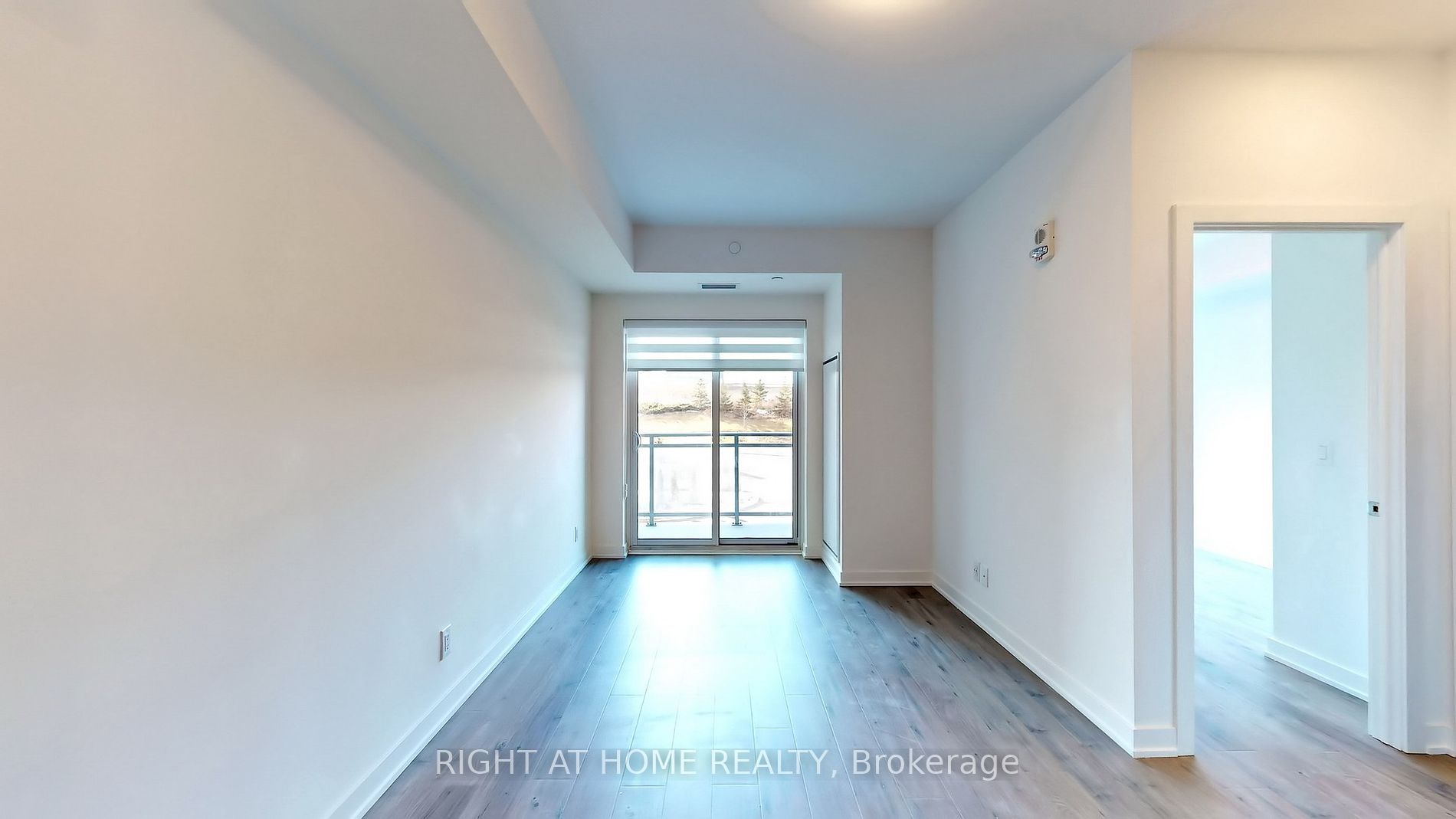 56 Lakeside Terrace, #212