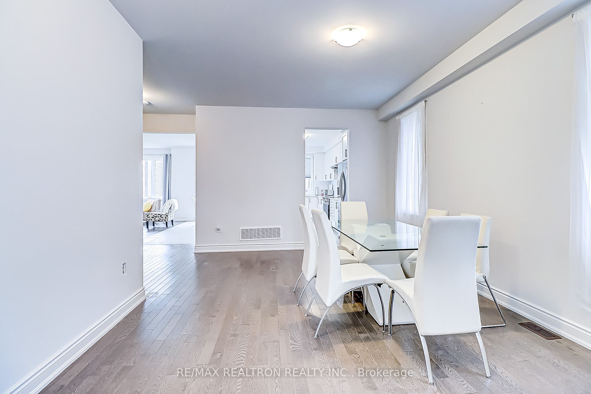 13 Middleton Dr