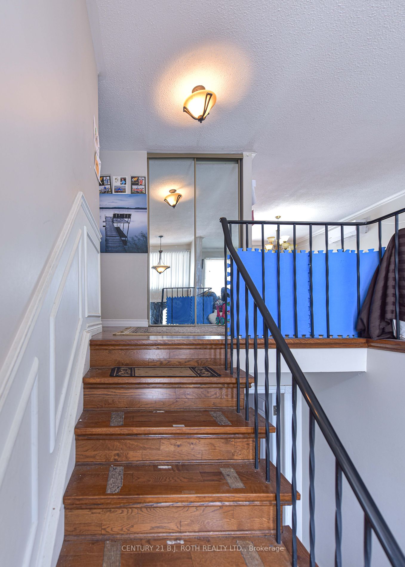 23 Lankin Blvd