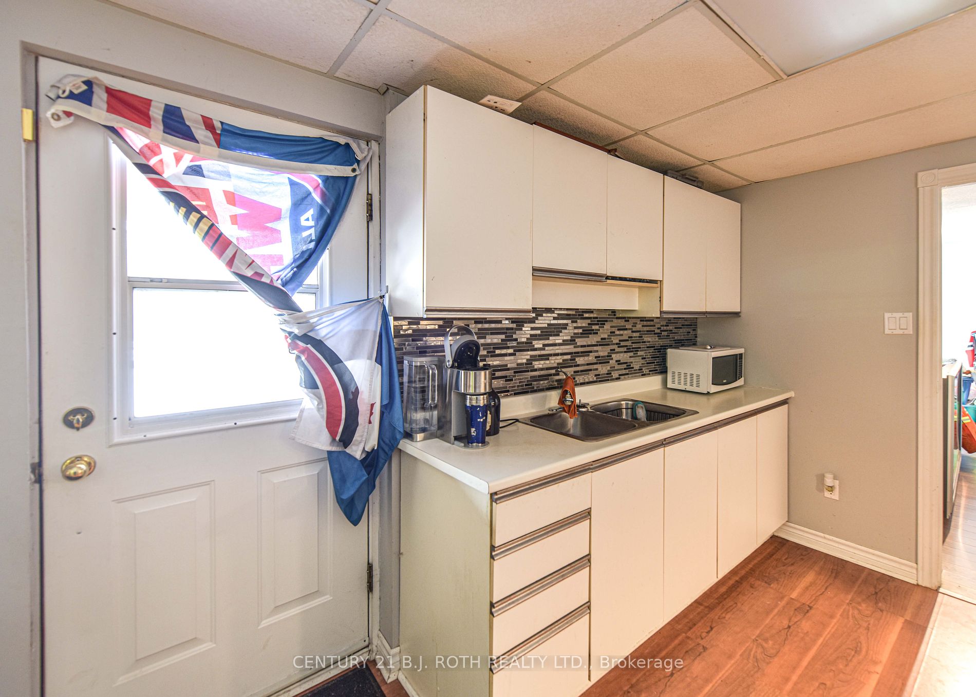 23 Lankin Blvd