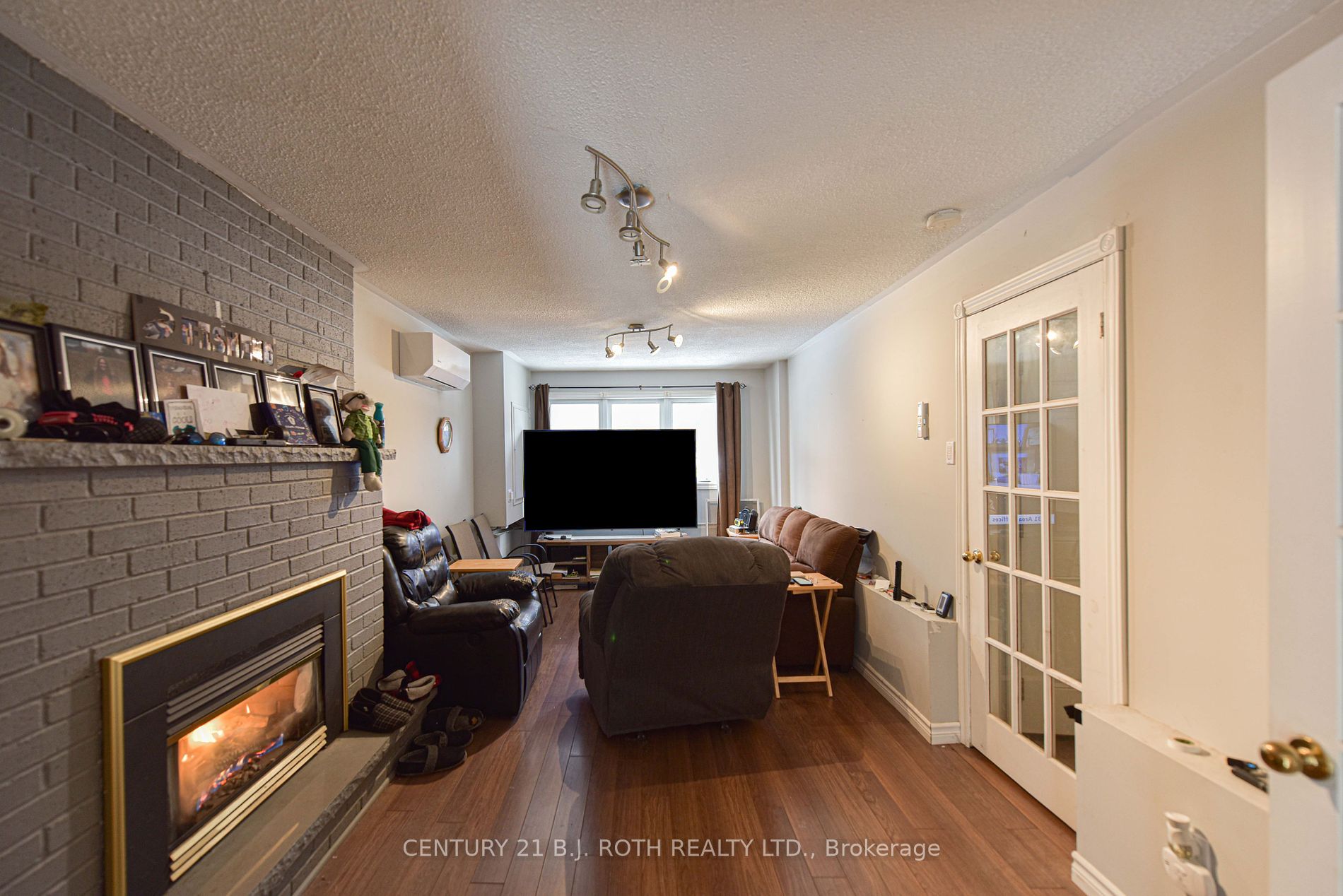 23 Lankin Blvd