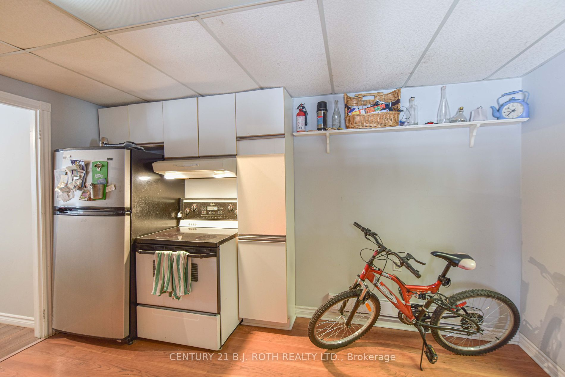 23 Lankin Blvd