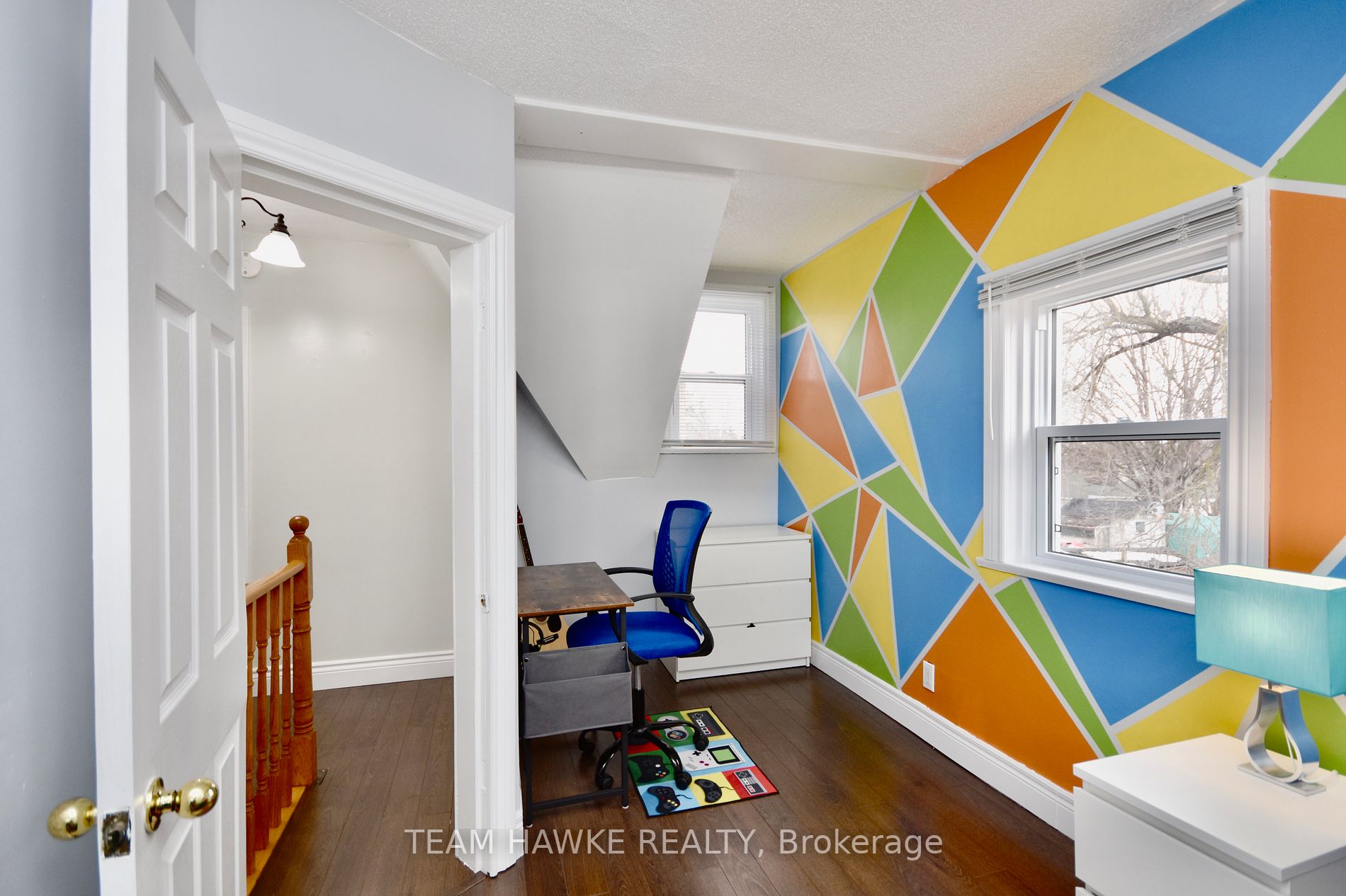 358 Yonge St