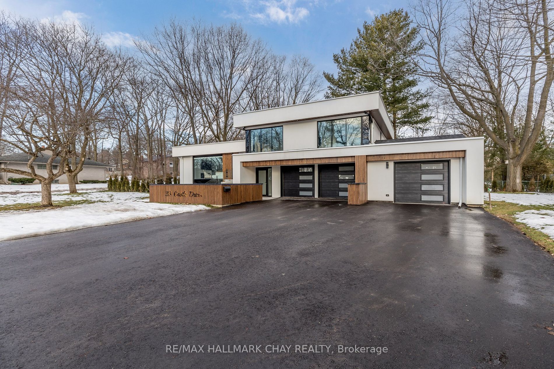 20 Castle Drive